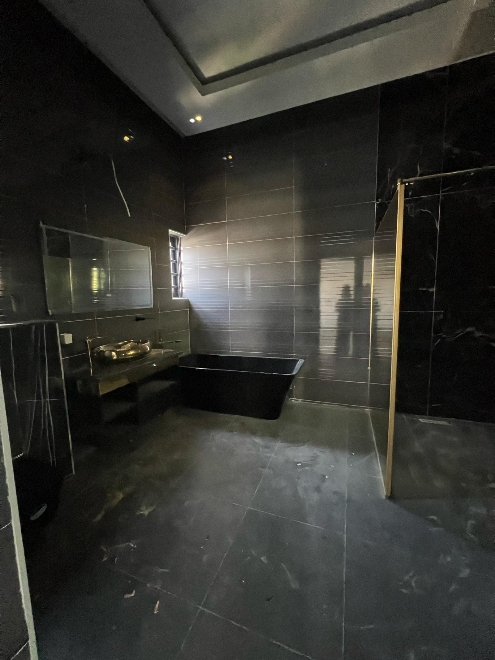 Brand New 6-Bedroom Detached Duplexes off Queens Drive