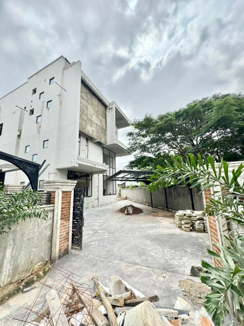 5-Bedroom Detached Duplex off Glover Road in Lagos, Nigeria