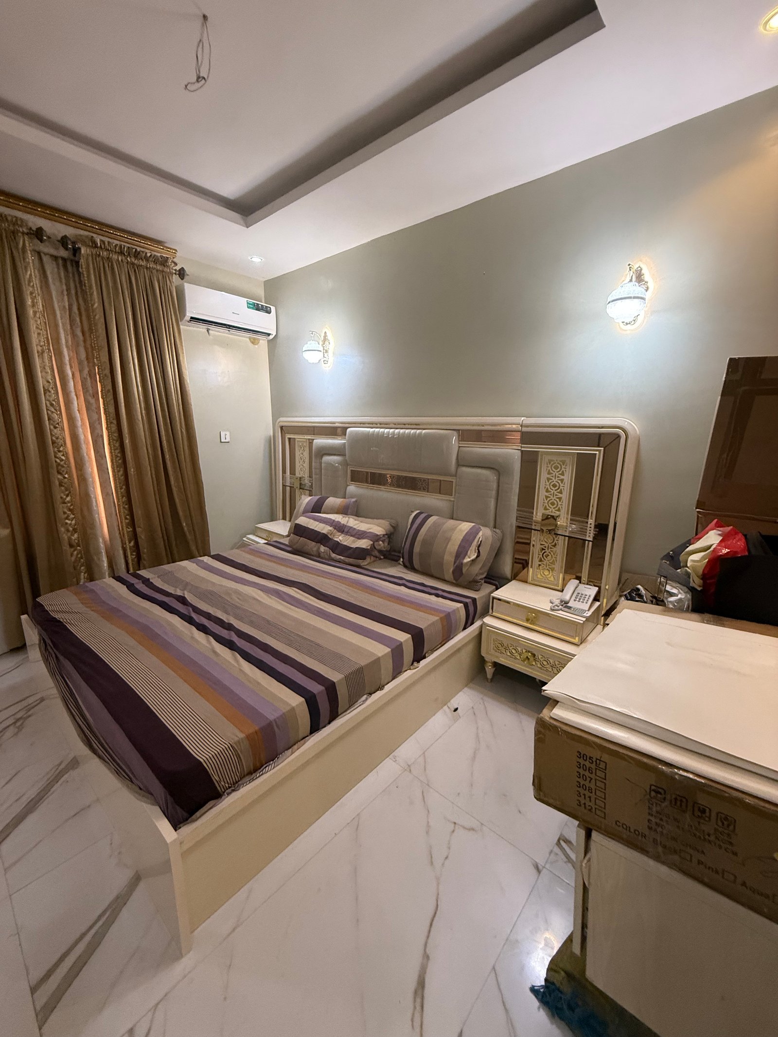 5-Bedroom Semi-Detached Duplex off Alexander