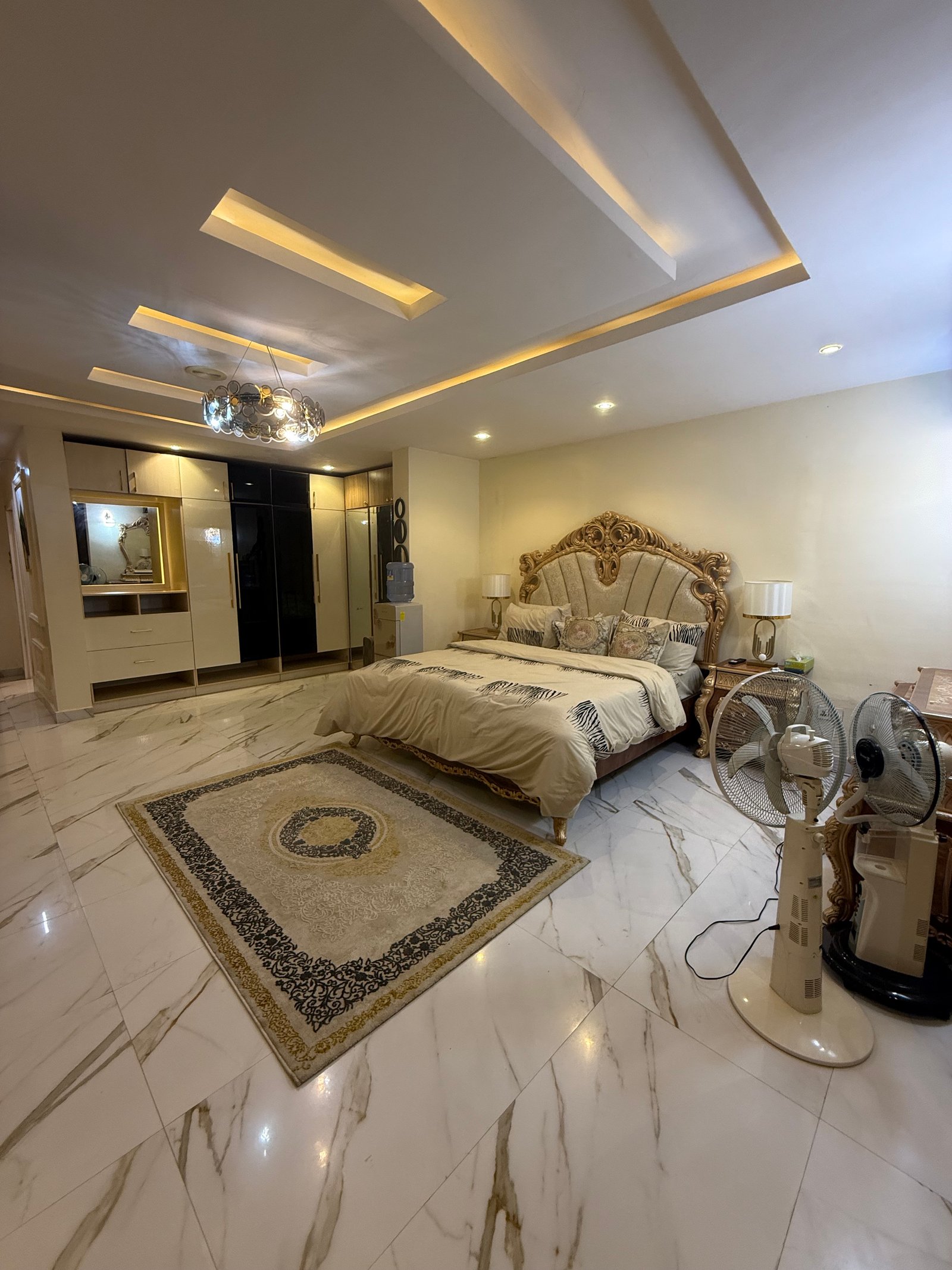 5-Bedroom Semi-Detached Duplex off Alexander