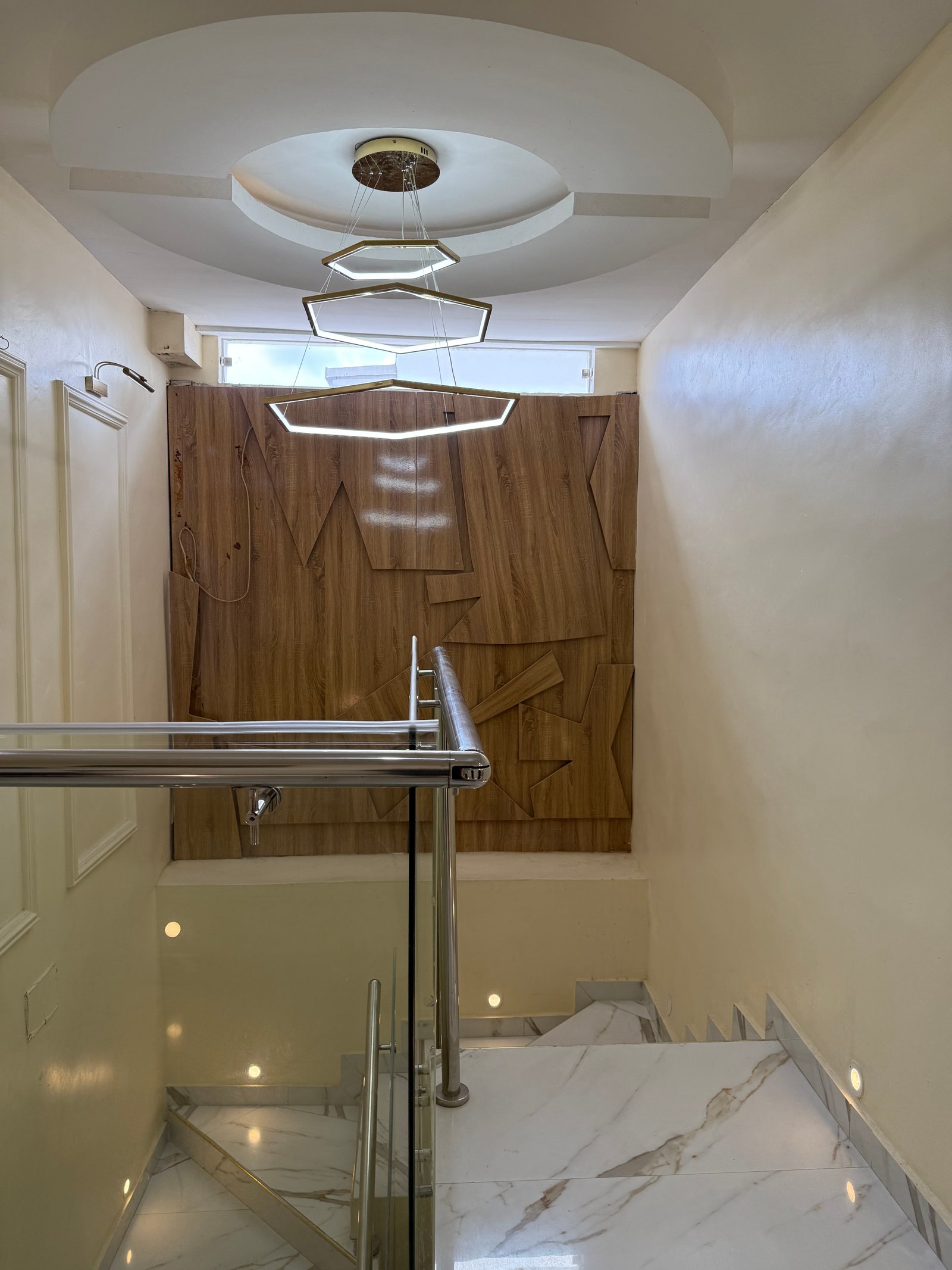 5-Bedroom Semi-Detached Duplex off Alexander