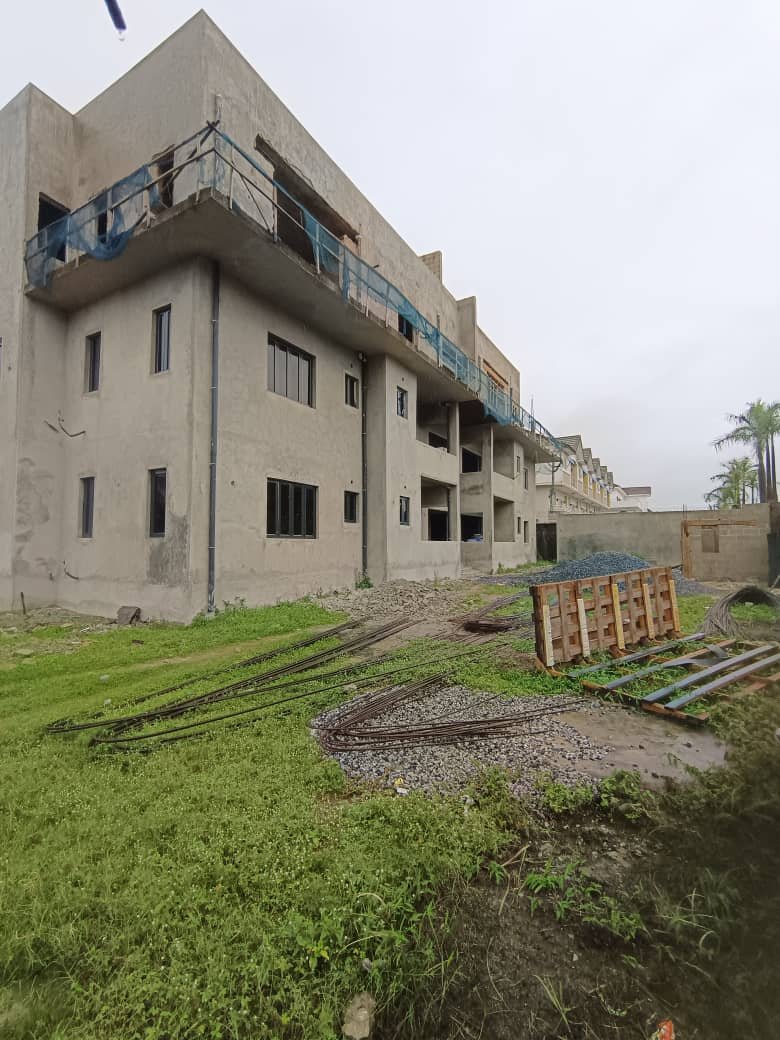Luxurious 3-Bedroom Flats on Jeremiah Ugwu Street in Lekki, Nigeria