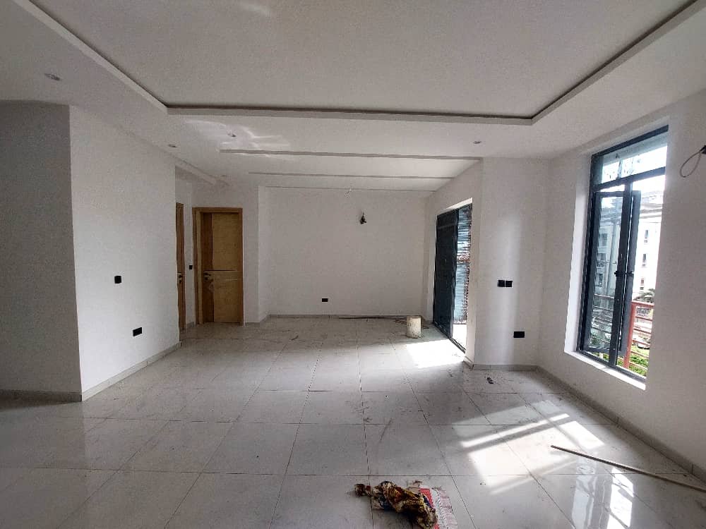 Brand New 4-Bedroom Maisonette off Hakeem Dickson
