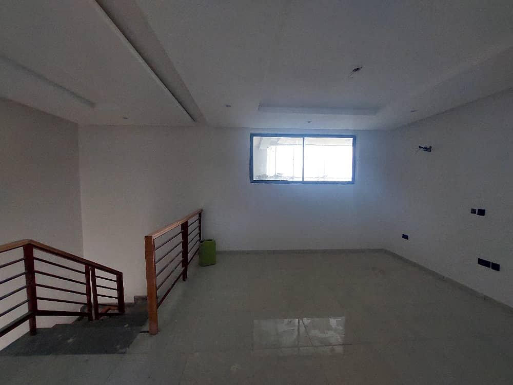 Brand New 4-Bedroom Maisonette off Hakeem Dickson