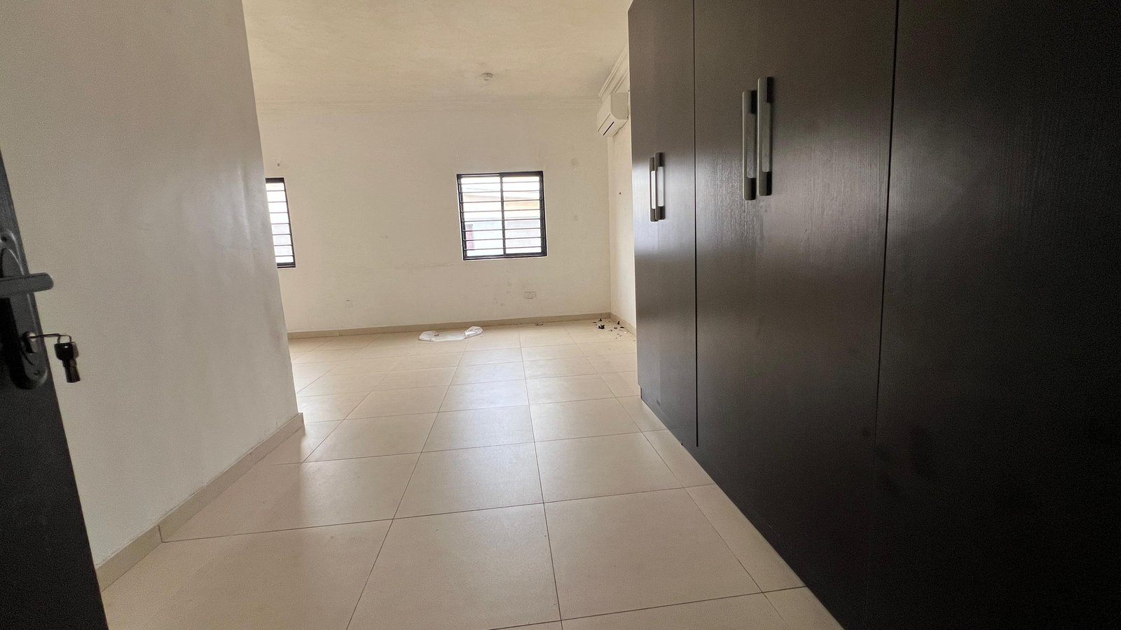 3-Bedroom Apartments at Bayview Estate