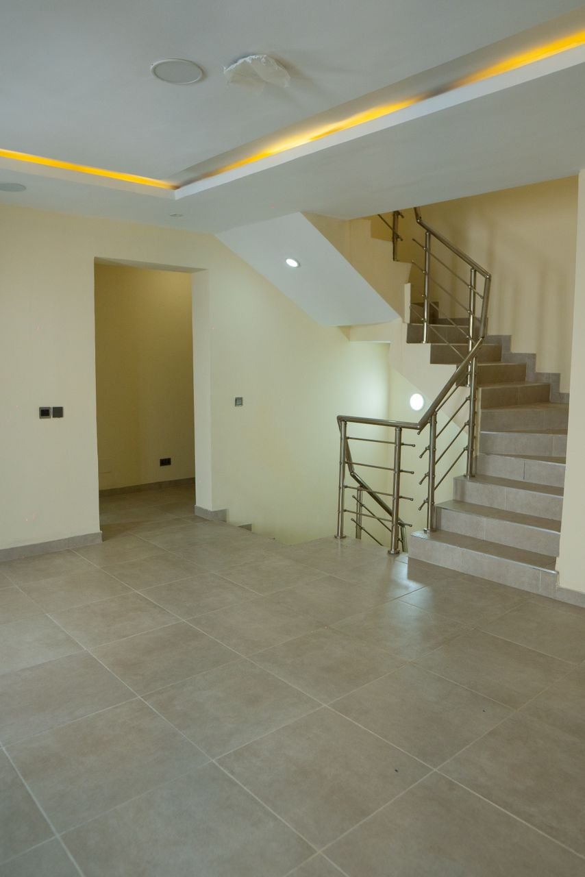 4-Bedroom Duplex with Pent Floor, Royal Gardens Estate
