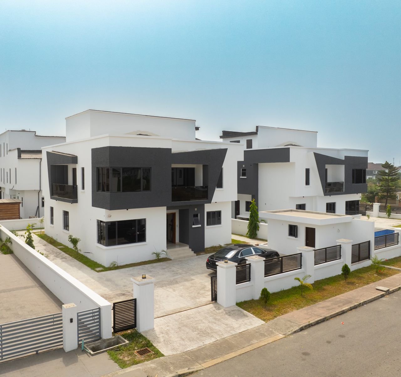 4-Bedroom Duplex with Pent Floor, Royal Gardens Estate