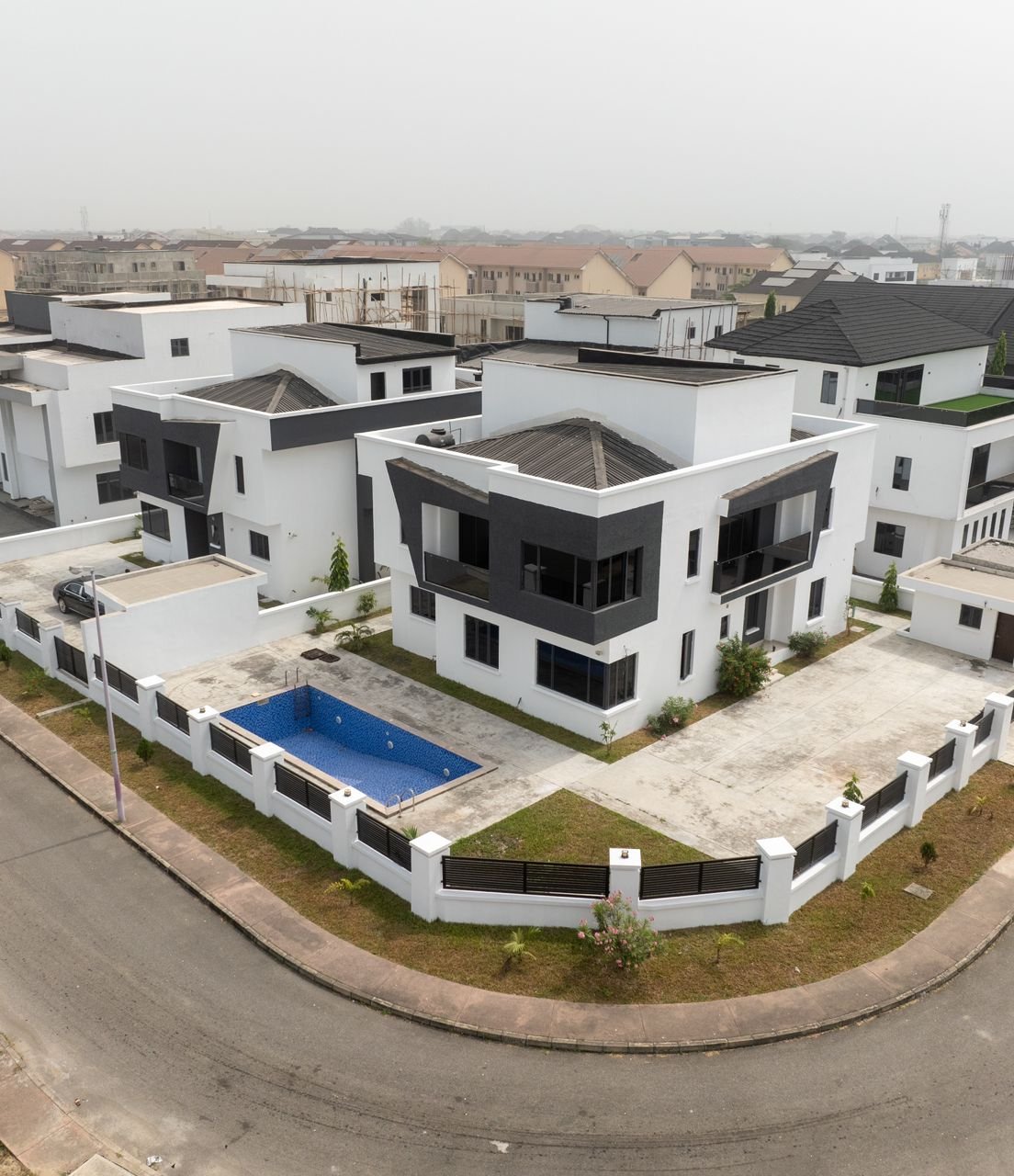 4-Bedroom Duplex with Pent Floor, Royal Gardens Estate