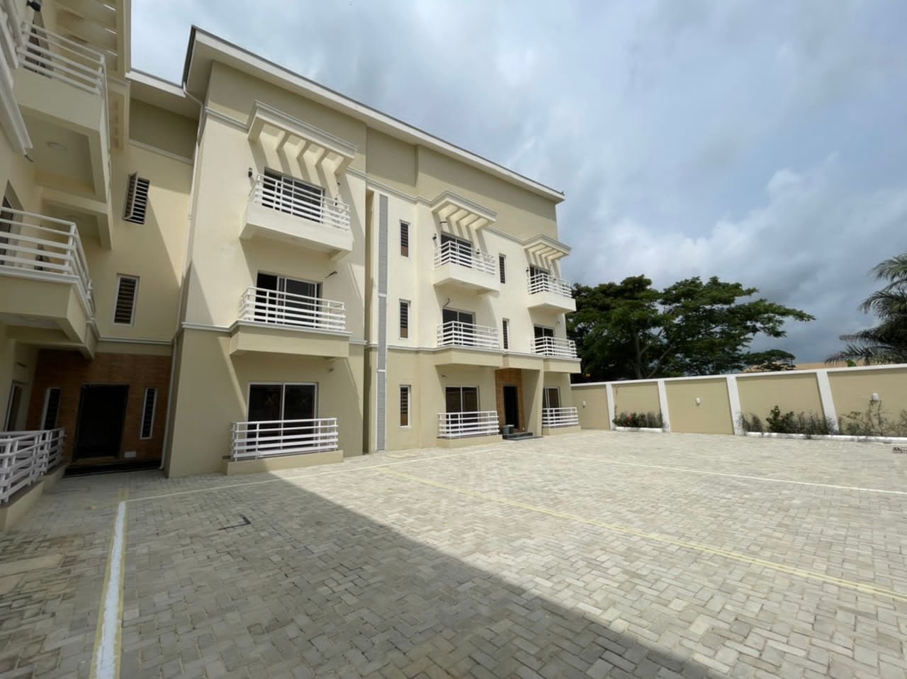 Brand New 2-Bedroom Apartment off Abraham Adesanya
